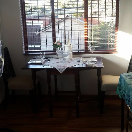 Monica's Cottage Johannesburg Esterno foto